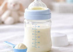 Роспотребнадзор запретил ввоз в Россию некоторых детских смесей Nestle