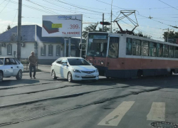 "Трамвай победил" - в Таганроге произошло новое ДТП