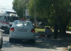 В Таганроге водитель такси сбил школьницу на оживленной магистрали