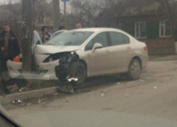  Две иномарки не поделили дорогу в Таганроге