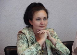 Роща, площадки для собак и перспективы для молодых: председатель гордумы встретилась с таганрожцами