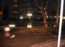 В Таганроге водитель «ВАЗа» сбил на "зебре" двух пешеходов 