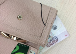 Таганрожцы живут от зарплаты до зарплаты