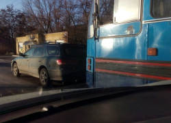 В Таганроге на одном перекрестке произошло сразу два ДТП
