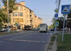 Прокатиться с ветерком на ржавом авто-чуде приглашают таганрожцы: в соцсетях жители возмутились состоянием маршруток
