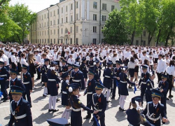Спустя несколько лет перерыва в Таганроге прошёл традиционный «Вальс Победы»