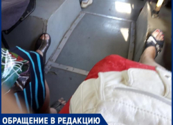 Для того чтобы проехаться на таганрогских маршрутках, бабушки вынуждены брать с собой стулья 