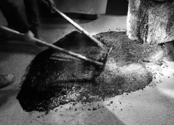 В Таганроге активно идет ямочный ремонт дорог