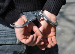 В Таганроге будут судить бывшего сотрудника полиции убившего жену и ранившего тестя