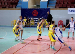 Баскетбольный клуб «Интех-Таганрог» сыграл со сборной ДНР