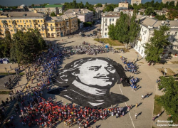 В Таганроге портрет Петра I смыли коммунальные службы