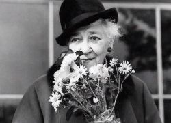 В Таганроге проходит конкурс Что бы я сказал Раневской? 