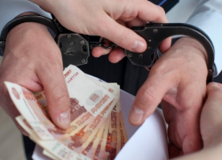  Таганрожец получил 15 млн рублей, как посредник, чтобы «закрыли дело»