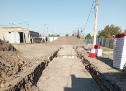 В Таганроге начали установку четырех зарядных станций для электробусов