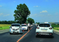 Под Таганрогом вновь ДТП у поворота на Вареновку – водителя ослепило солнце