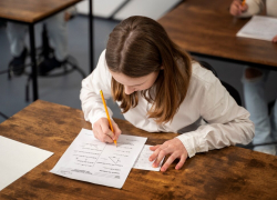 Таганрогским выпускникам на заметку: расписание проведения ЕГЭ и ОГЭ в 2024 году