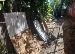 Богудонскую улочку в Таганроге превратили в помойку 