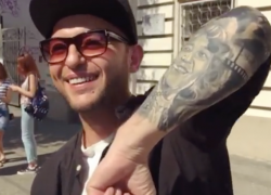 Рома Билык возложил цветы в дни празднования 120 лет Фаины Раневской