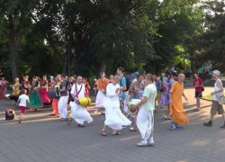 Кришнаиты в Таганроге: яркие и навязчивые, но не запрещенные 