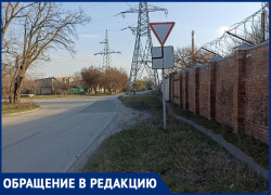 Не все водители в Таганроге знают правила дорожного движения