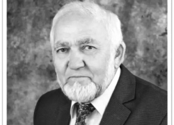 Таганрог прощается с выдающимся педагогом Анатолием Атаманченко