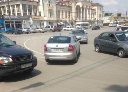 В районе Нового вокзала произошла авария, нарушитель сбежал