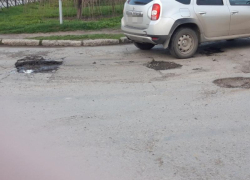Таганрожцам пообещали отремонтировать дорогу на Простоквашино к Новому году