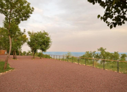 Фаер-шоу, уха, кавер-группа, ярмарка, торт в парке "Станция Морская" в честь Дня рождения!