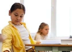 Телефон на уроке: нужен или нет таганрогскому школьнику