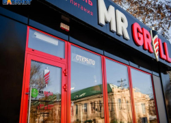 2 стороны одной шаурмы: повара «Mr. Grill»* в Таганроге не боятся камер