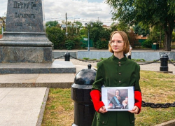 Юные таганрожцы-экскурсоводы разработали и провели историческую экскурсию 
