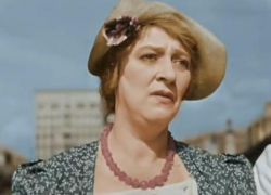 Таганрожцам предложили поговорить с Фаиной Раневской