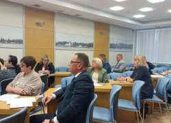 Технари в тренде и зарплата в 45 тысяч: каков рынок труда в Таганроге в октябре 2026 года