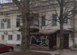 Таганрогские строительные чиновники готовы заплатить миллионы за реновацию ещё одного старинного особняка