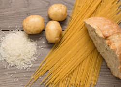 2 основных гарнира и мука оказались самыми дорогими продуктами в Таганроге 