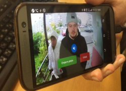 В Таганрогских домах стали использовать «умные домофоны»