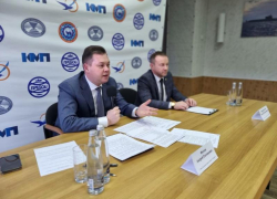 «Народный журнал» продолжают заполнять, что пообещал сити-менеджер на встречах с работниками таганрогских заводов