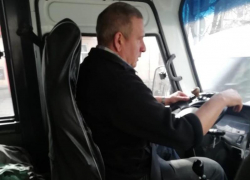 В Таганроге водитель маршрутки пожалел забывчивую девушку и дал ей денег
