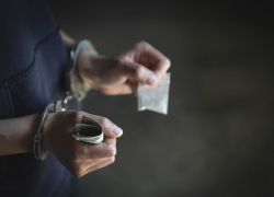 В Таганроге задержали распространителя наркотиков