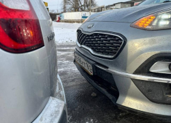 Таганрожец попал в аварию из-за гололёда и спрашивает коммунальщиков о состоянии дорог