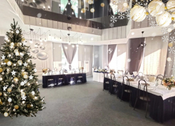 Вкусная кухня, отличная компания и зажигательные танцы - ваша закрытая новогодняя вечеринка в "БАТТЕРФИШ" 