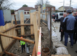 Заключены контракты на ремонт канализационного коллектора в Таганроге. Кто же будет этим заниматься? 