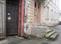 Признанную памятником "заброшку" разграбили в центре Таганрога