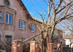 Город ям в едином стиле: в Таганроге утвердили дизайн-код, а разруха никуда не делась