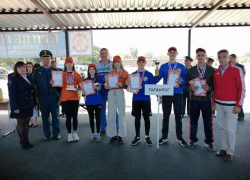В Таганроге прошли зональные соревнования по пожарно-спасательному спорту