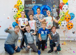 Крутые игры и сражения для мальчишек и девчонок в «Lazermax»*