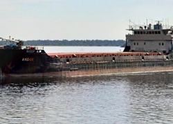Не поделили Азовское море  и столкнулись два судна, одно из них из Таганрога