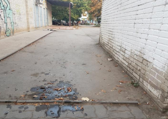 «Красота» от торговца сметаной и творожком вызывает негатив у местных жителей Таганрога