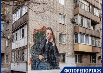 Он любит рисовать на стенах, а таганрожцы любят его работы
