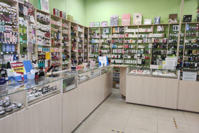 Косметика в сети магазинов  «Парфюм» - 